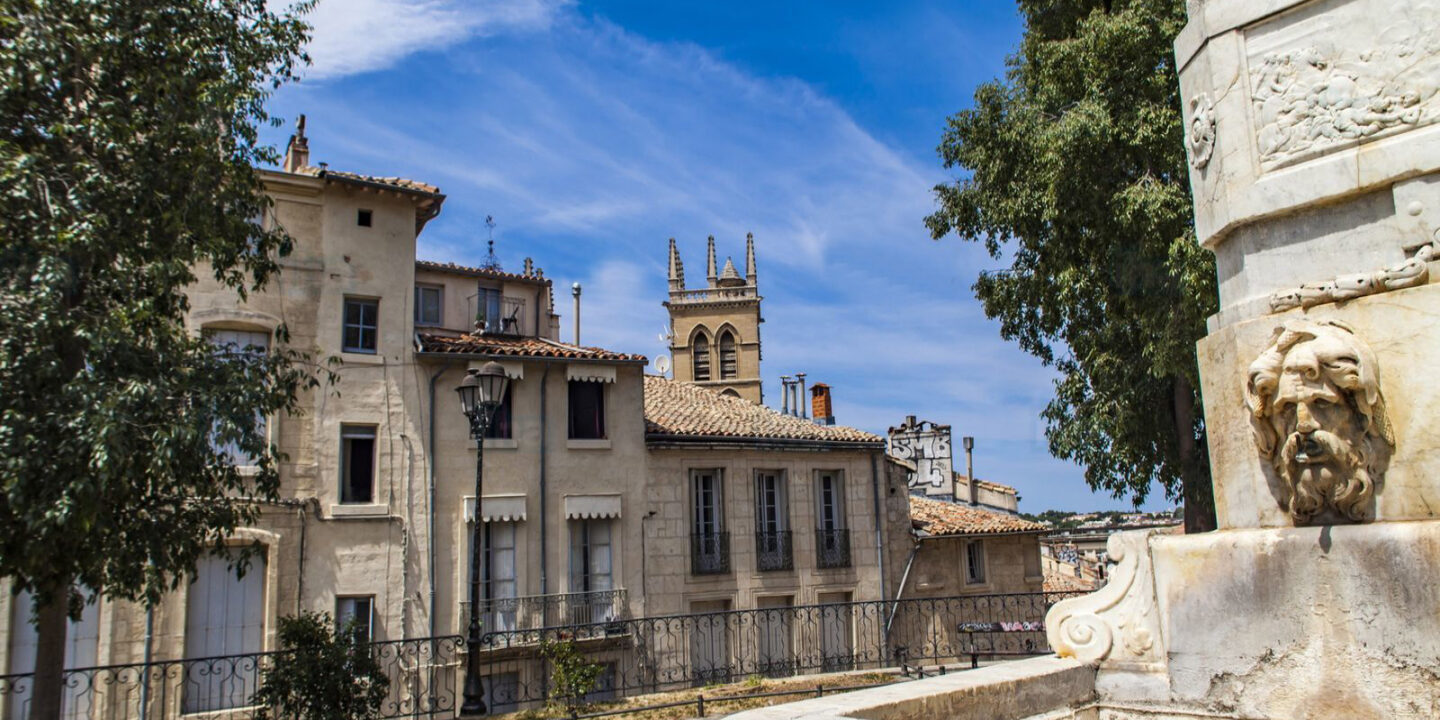 Lunel viel Place de la canourgue a ok