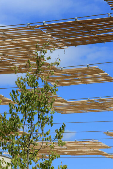 Les brise-soleil sont en ganivelles - Crédits : www.jeanlucgirod.com