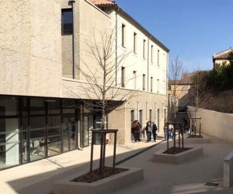 Gide Uzes 2