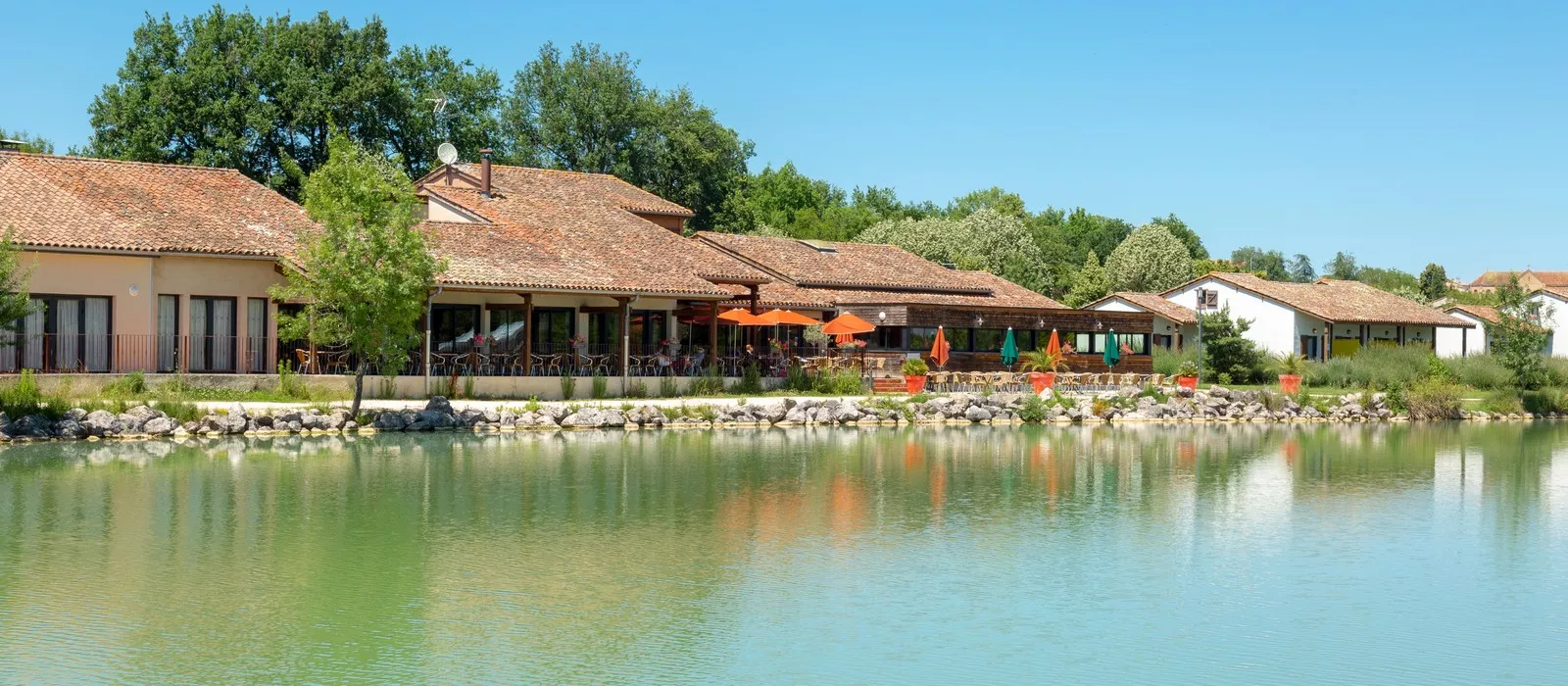 xSamatan Village Club.jpg.pagespeed.ic.6NcvDYFtK3
